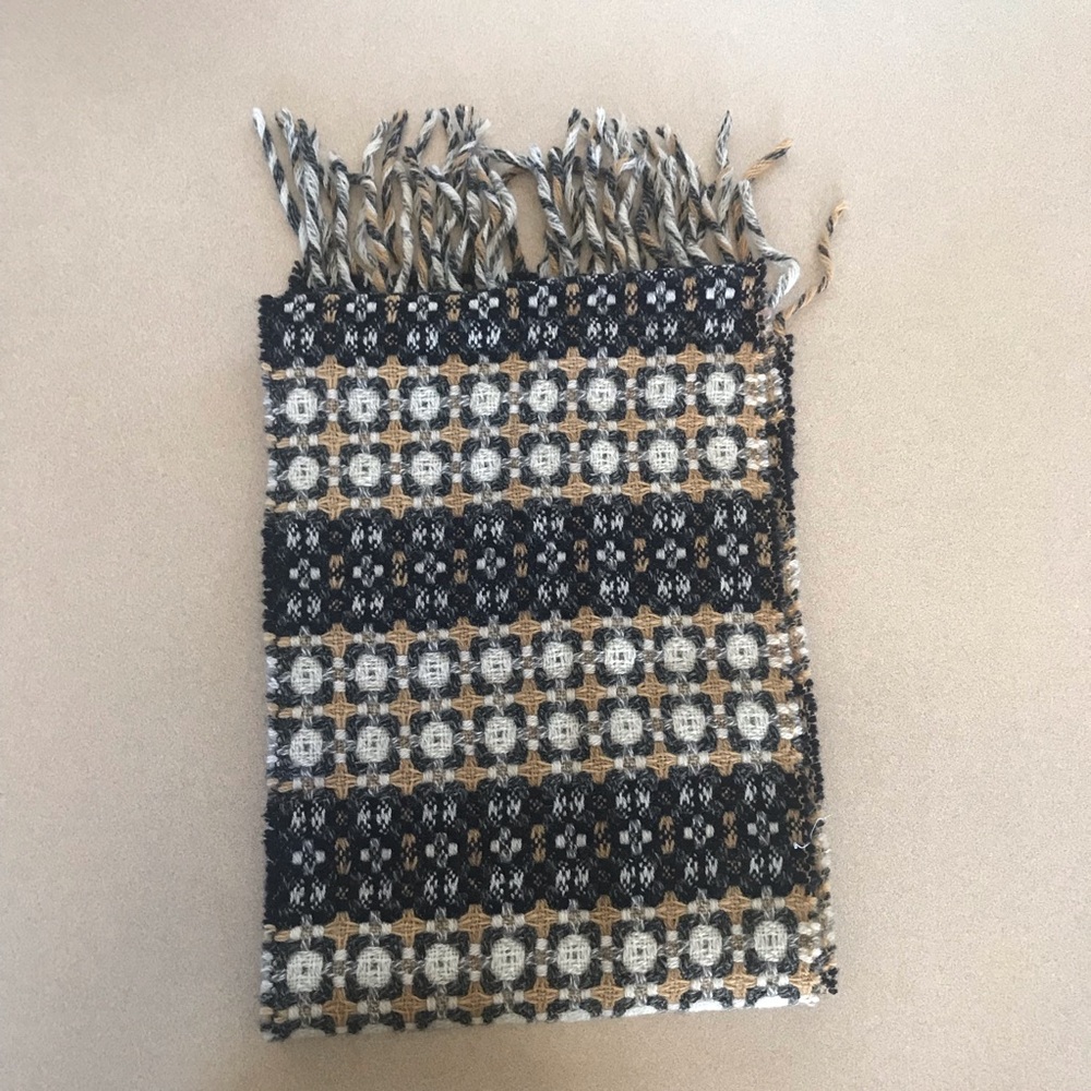 Wool scarf - Picture 2 of 3